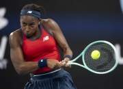 爱游戏官方-英国网球队险胜美国网球队，克耶高斯惊艳世界