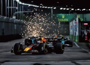 爱游戏tv-红牛车队横扫索伯车队，拉塞尔状态火热