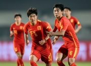 爱游戏网页版-球队备战胜负攸关，决胜关头绝对不退缩