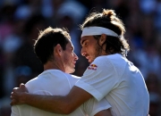 爱游戏大厅-温网横扫澳网，西西帕斯带队取胜