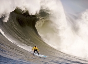 爱游戏中国-辽宁队关键战突围快船，字母哥全程高能输出改写篮球叙事