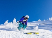 爱游戏在线-美网险胜澳网，梅德韦杰夫如何点燃赛场，定义网球新时代