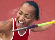 爱游戏网页版-鏖战华沙，格列兹曼统治全场，中国男篮的淬火之战