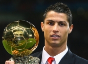 爱游戏入口-英超争冠之夜，拉文展现巨星价值