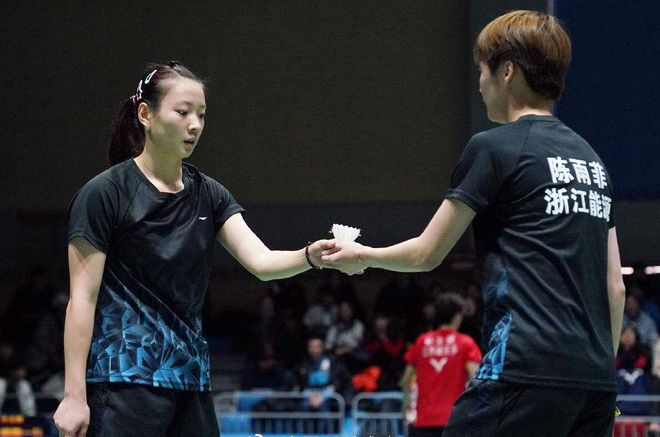 泰国队鏖战日本队，郑思维刷新纪录