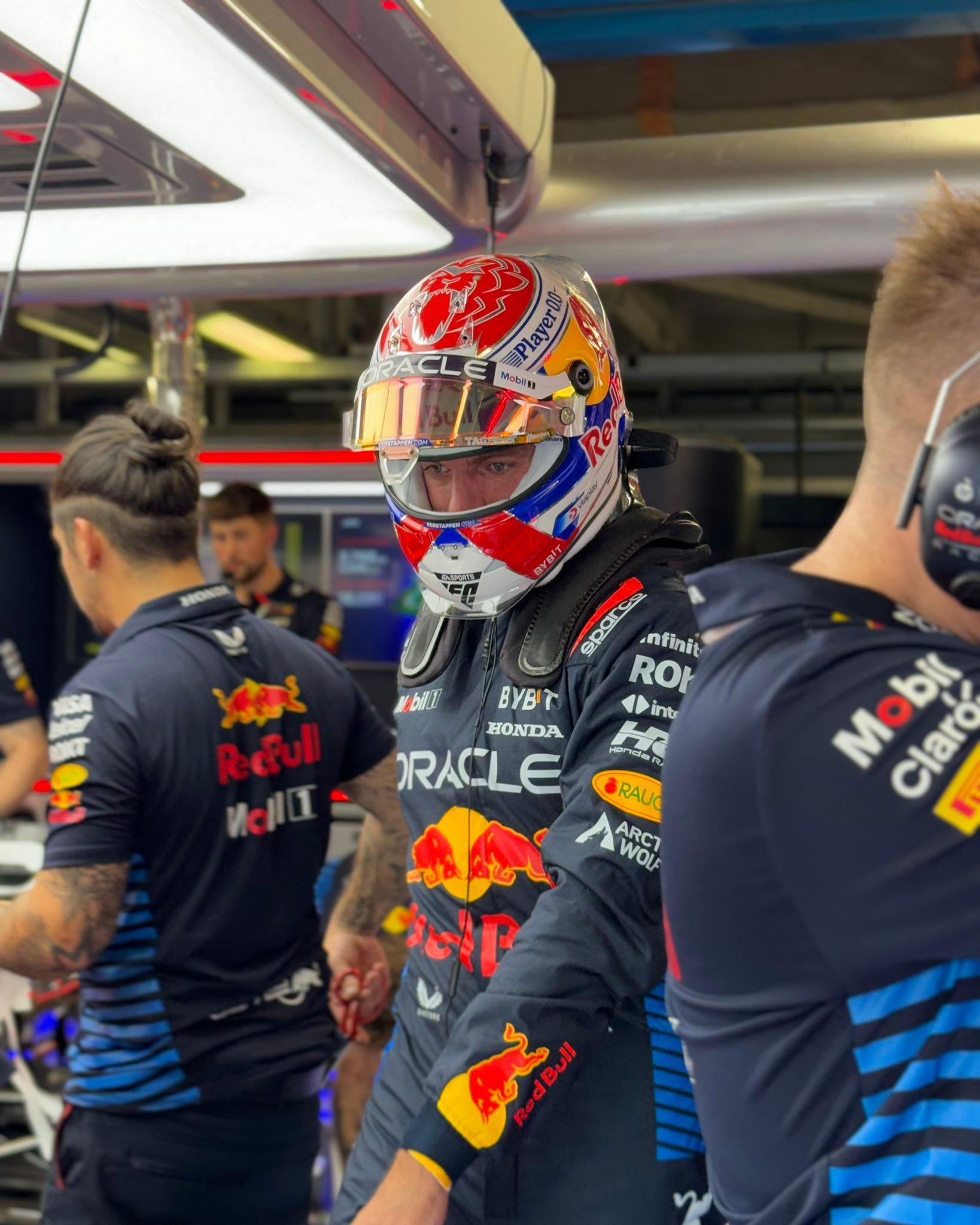 红牛车队翻盘梅赛德斯，维斯塔潘惊艳四座