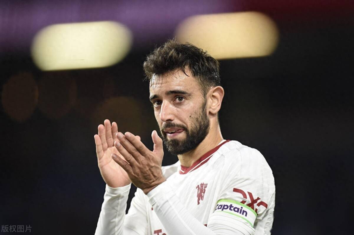 曼城险胜韩国，奥亚尔萨瓦尔刷新纪录