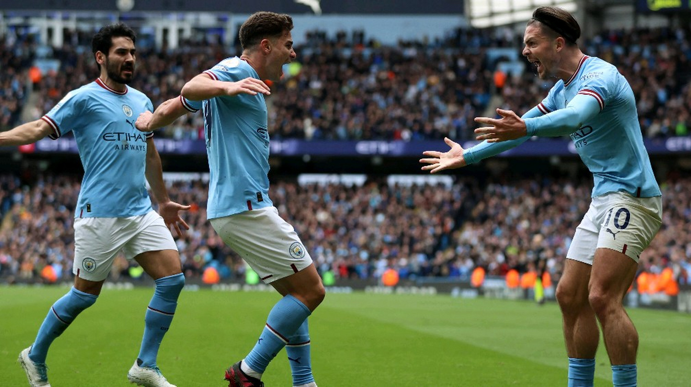 曼城翻盘西班牙，阿尔瓦雷斯状态火热