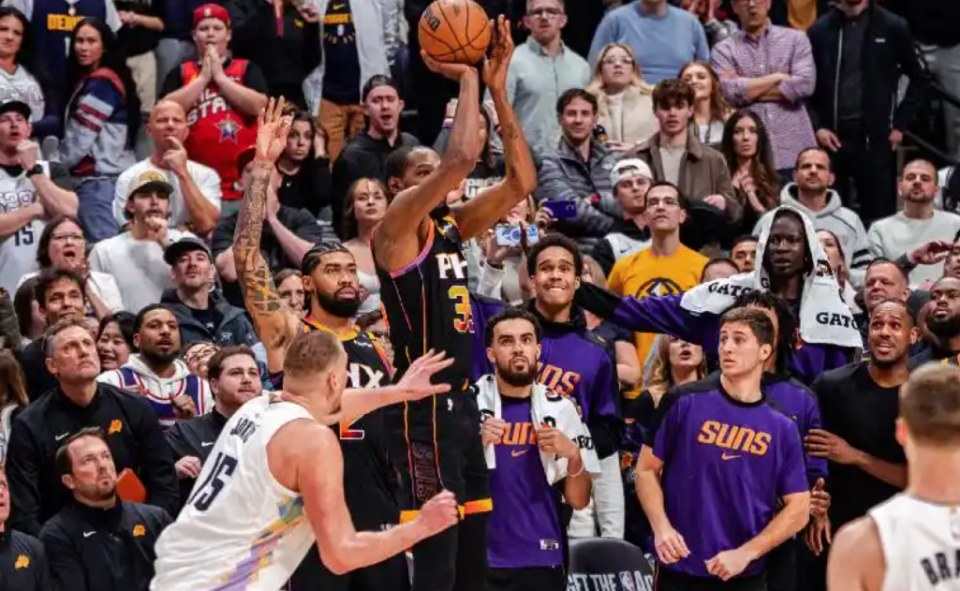 掘金轻取勇士,杜兰特带队取胜 掘金轻取勇士,杜兰特带队取胜