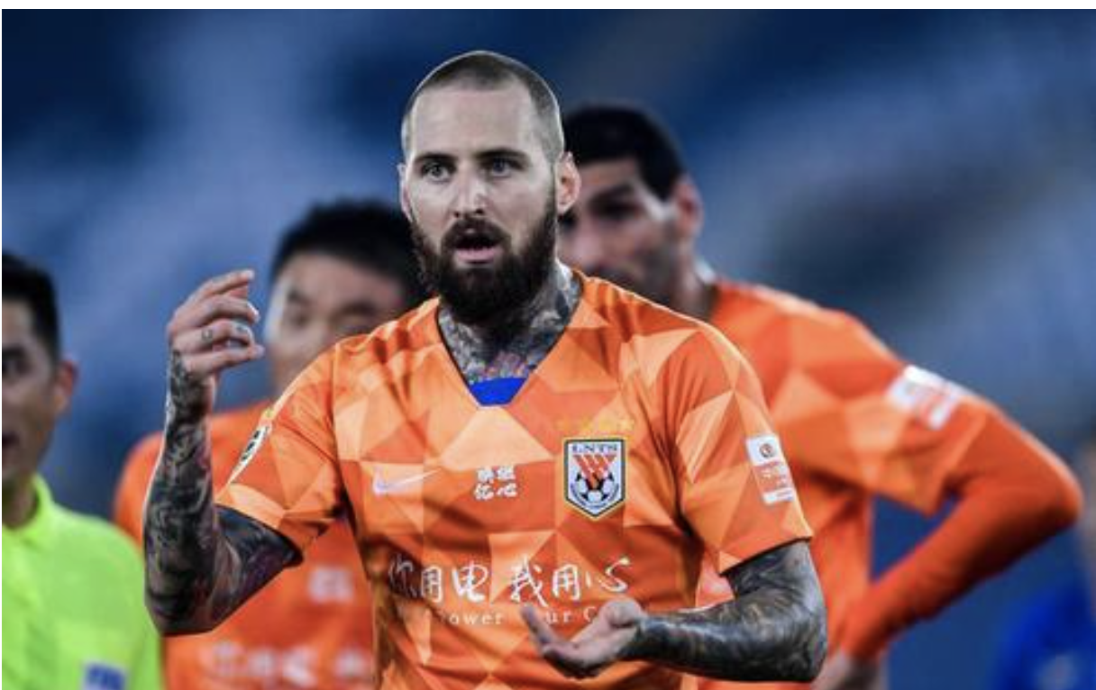 阿尔梅里亚遭遇惨败,季后降级压力增加 阿尔梅里亚遭遇惨败,季后降级压力增加