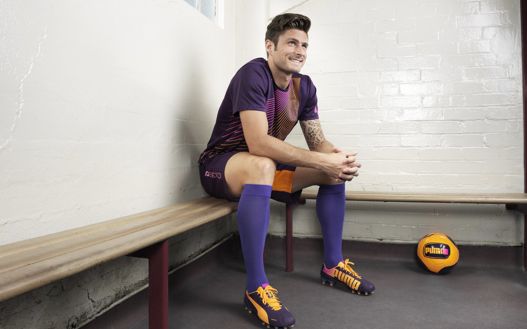 跨界之夜，当NBA总决赛的硬仗精神遇见拉什福德的大场面基因