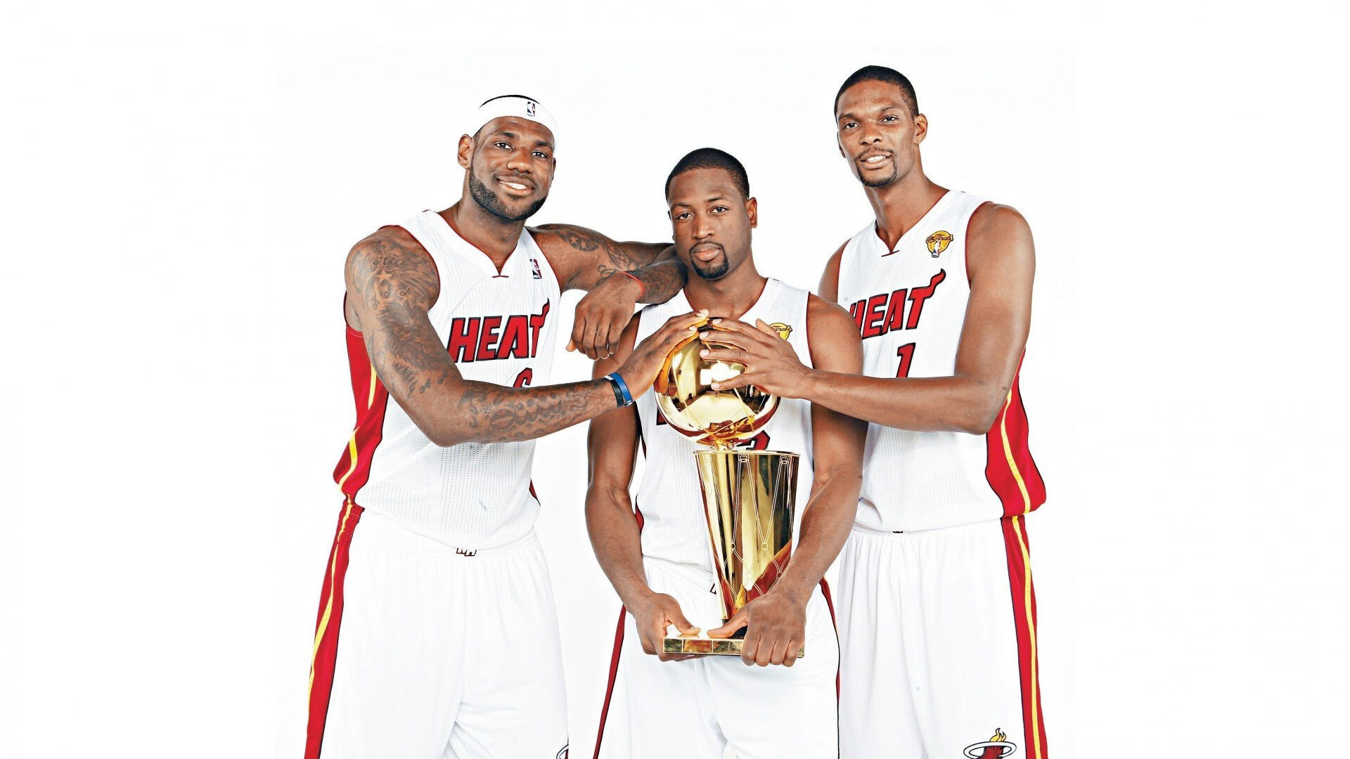 拉什福德一锤定音展现巨星价值，土耳其逆境翻盘伊朗诠释足球魅力