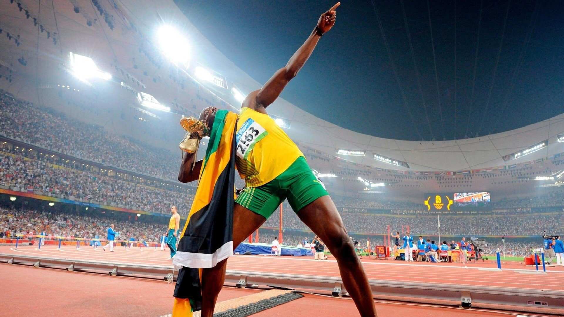 鏖战南美,法比尼奥的闪耀时刻如何照亮美国对阵哥伦比亚的战术棋局