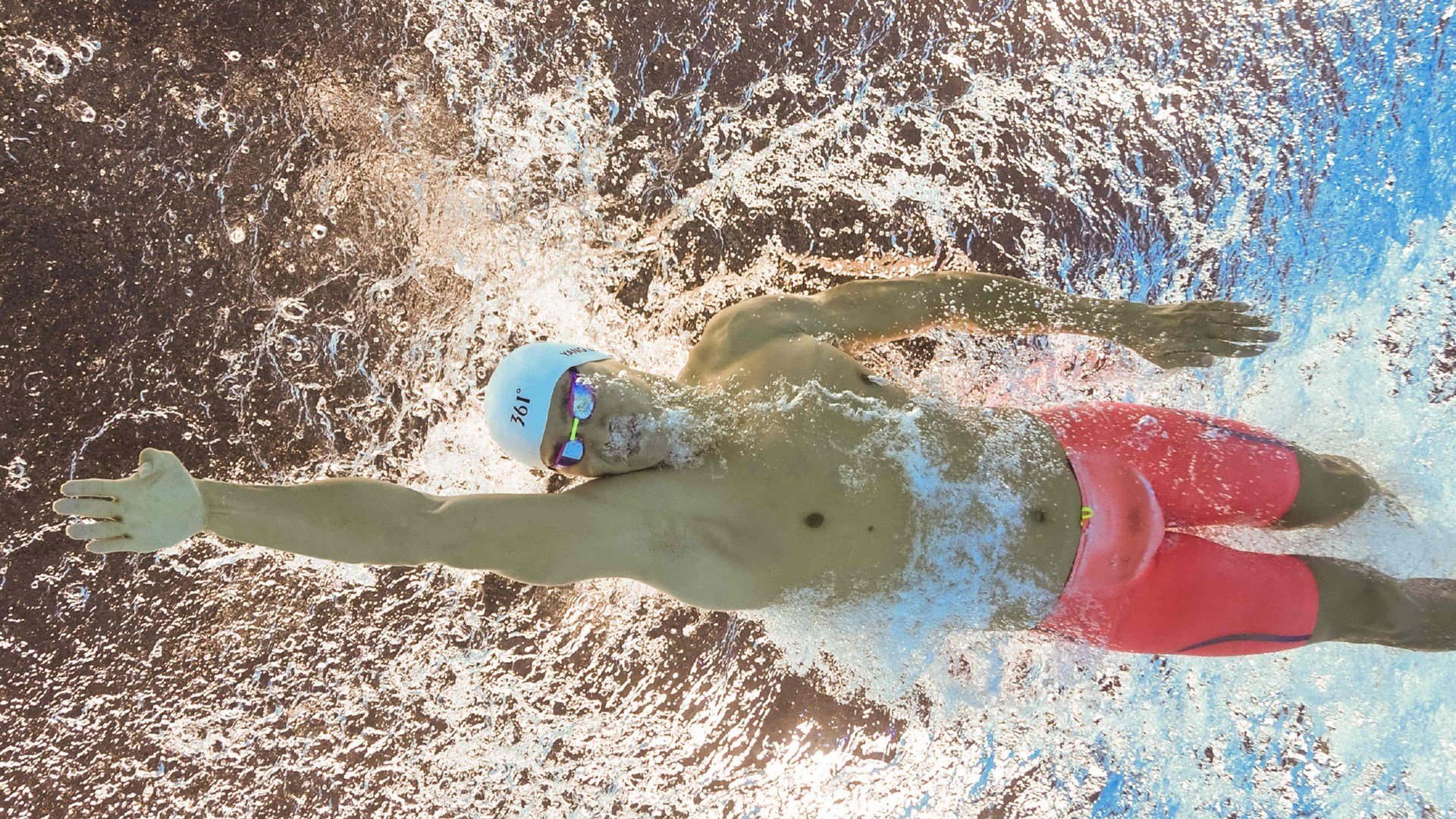 双线争锋，尼斯硬仗破韩流，格纳布里德甲争冠夜展英雄本色